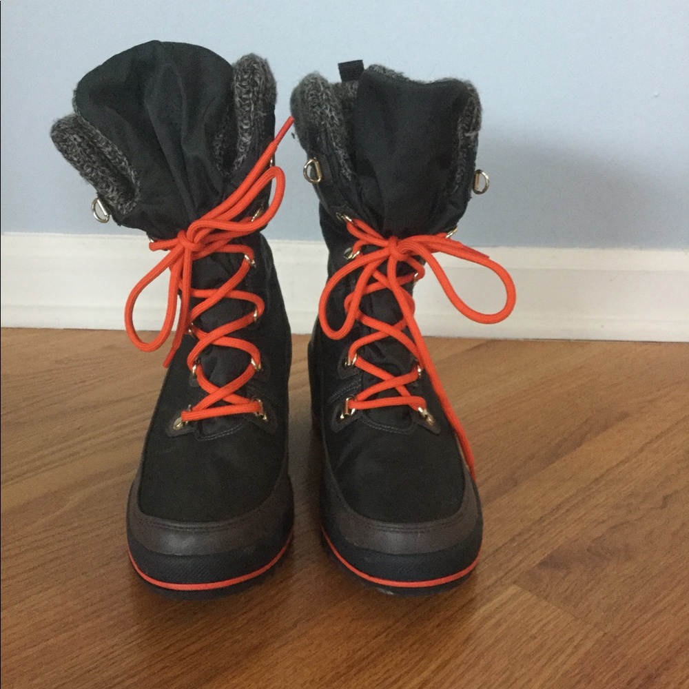 Nine West Wedge Snow Boots